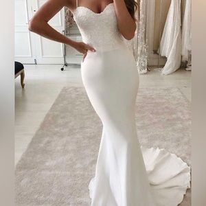 Beautiful mermaid wedding dress